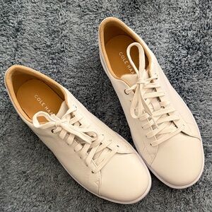 NWOB Women’s Cole Haan Grand Crosscourt White Sneakers Size 9B